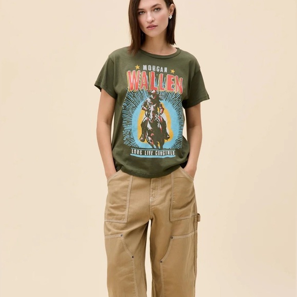 Daydreamer Morgan Wallen Long Live Cowgirls Solo Tee - Picture 1 of 4